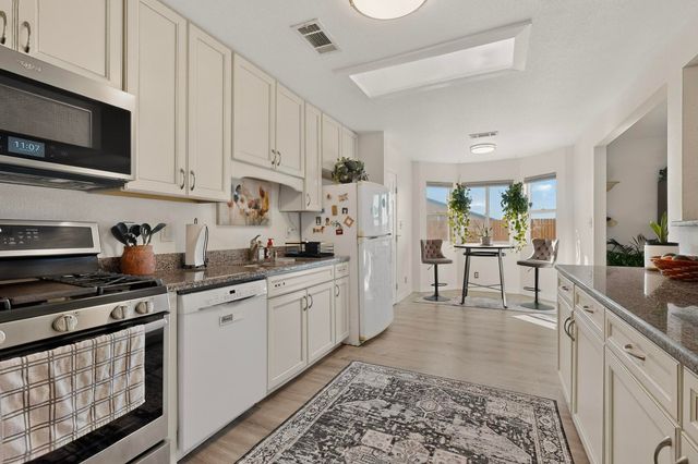 4640 Aqua Marine Drive NE, Rio Rancho, NM 87124