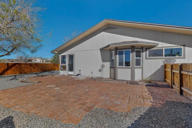 4640 Aqua Marine Drive NE, Rio Rancho, NM 87124