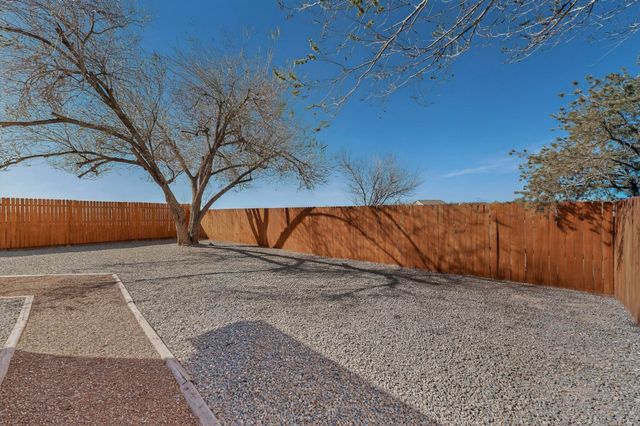 4640 Aqua Marine Drive NE, Rio Rancho, NM 87124