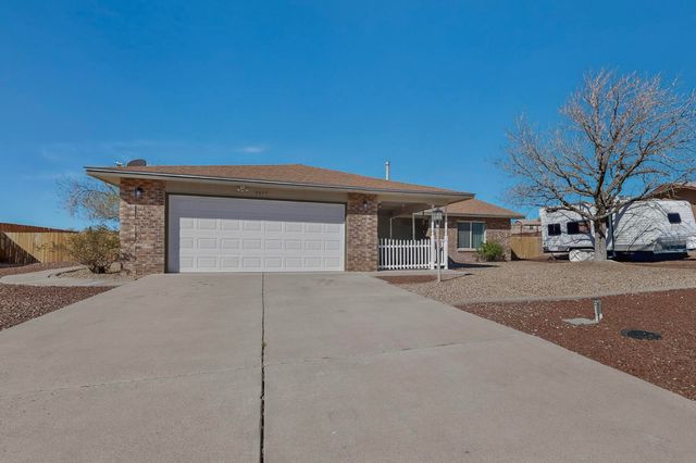 4640 Aqua Marine Drive NE, Rio Rancho, NM 87124