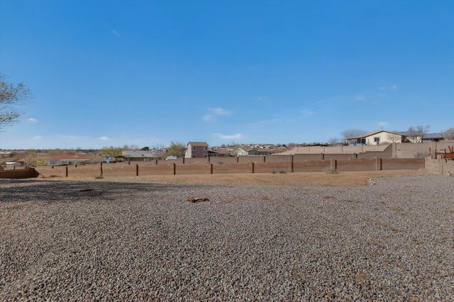 4640 Aqua Marine Drive NE, Rio Rancho, NM 87124