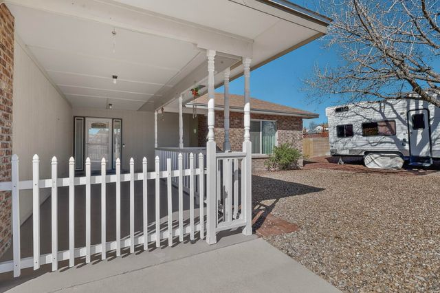 4640 Aqua Marine Drive NE, Rio Rancho, NM 87124