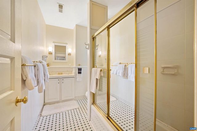 2280 GARTH RD, Charlottesville, VA 22901