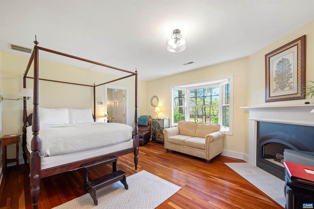 2280 GARTH RD, Charlottesville, VA 22901