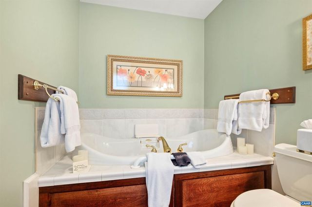 2280 GARTH RD, Charlottesville, VA 22901