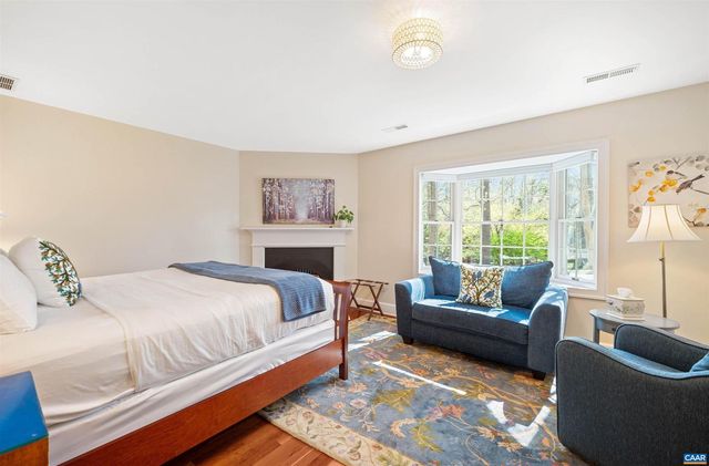 2280 GARTH RD, Charlottesville, VA 22901