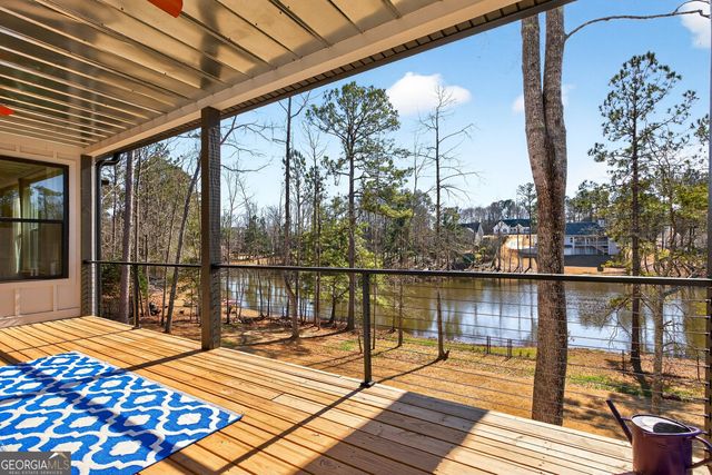 211 Lake Chase Dr N, Griffin, GA 30224