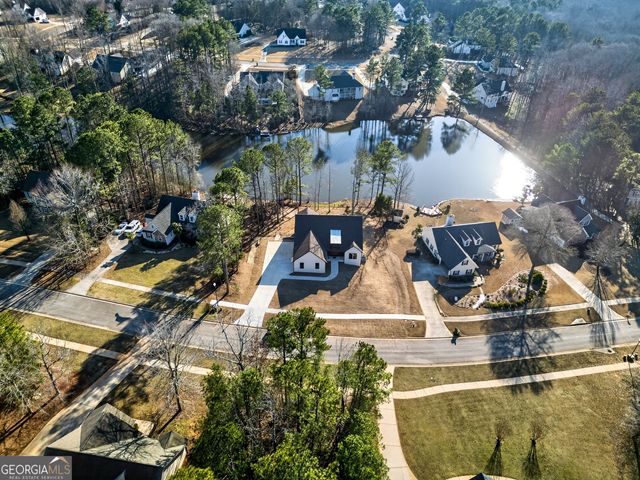 211 Lake Chase Dr N, Griffin, GA 30224