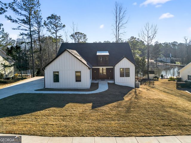 211 Lake Chase Dr N, Griffin, GA 30224