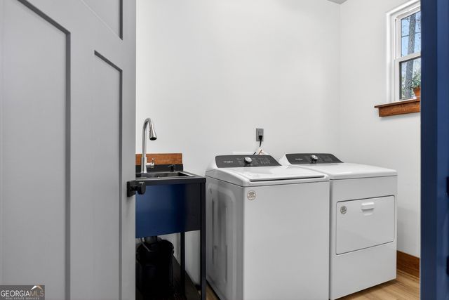 211 Lake Chase Dr N, Griffin, GA 30224