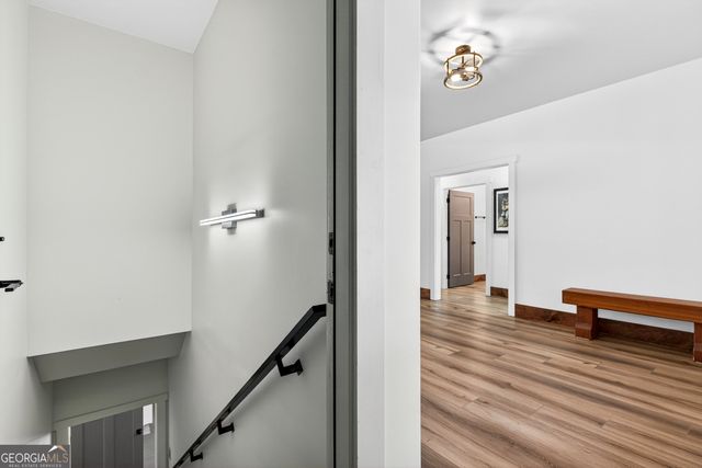 211 Lake Chase Dr N, Griffin, GA 30224