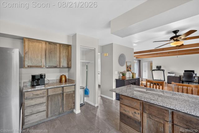 12867 Via Catherina Drive, Grand Blanc, MI 48439