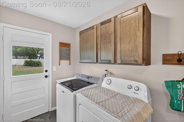 12867 Via Catherina Drive, Grand Blanc, MI 48439