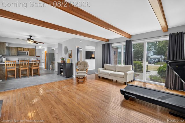 12867 Via Catherina Drive, Grand Blanc, MI 48439