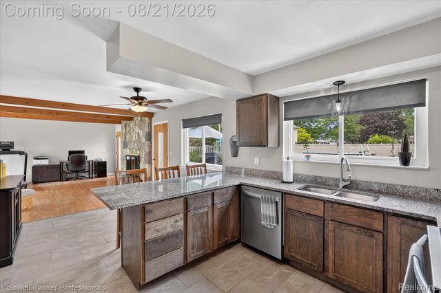 12867 Via Catherina Drive, Grand Blanc, MI 48439