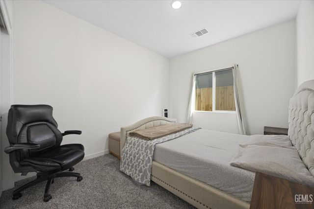 8418 Creede Street, Bakersfield, CA 93314