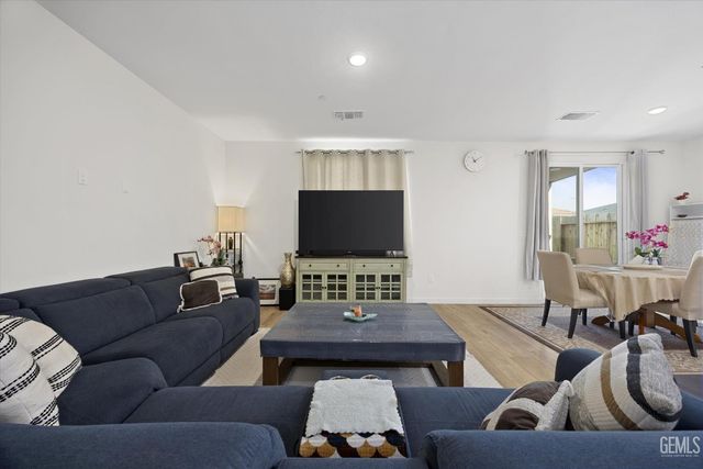 8418 Creede Street, Bakersfield, CA 93314