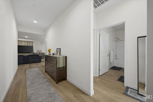 8418 Creede Street, Bakersfield, CA 93314