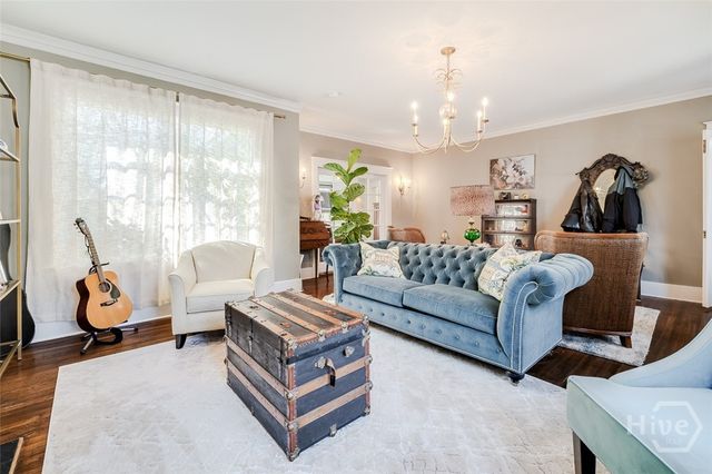 37 E 50Th Street, Savannah, GA 31405