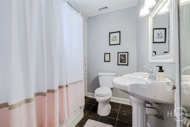 37 E 50Th Street, Savannah, GA 31405