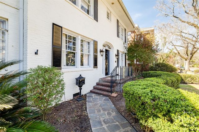 37 E 50Th Street, Savannah, GA 31405