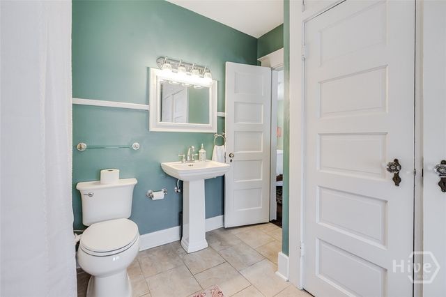 37 E 50Th Street, Savannah, GA 31405