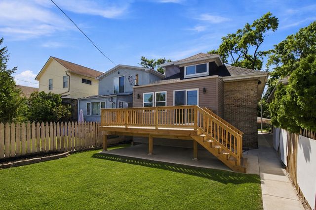2711 N 77th Avenue, Elmwood Park, IL 60707