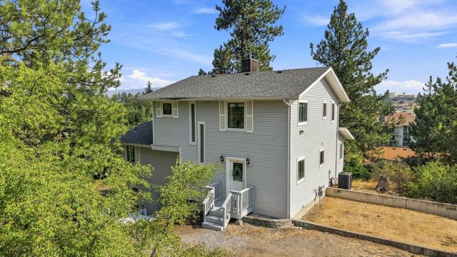 2211 N HOUK Rd, Spokane Valley, WA 99216