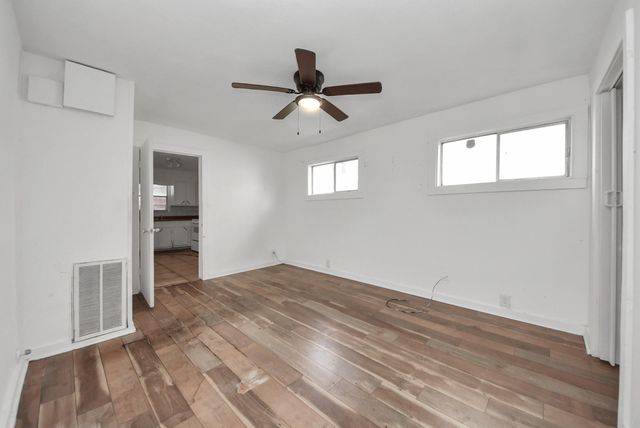 3329 Stassen Street, Houston, TX 77051