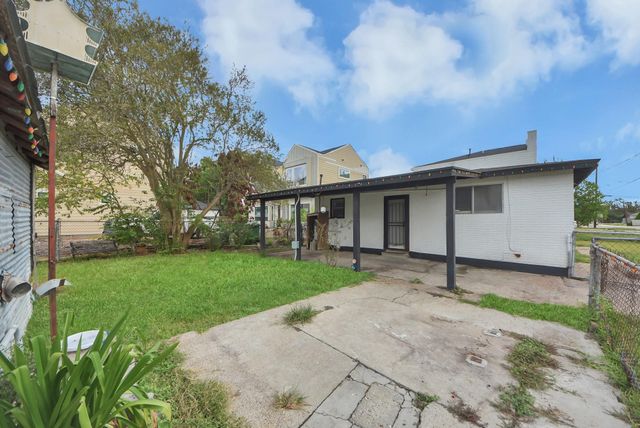 3329 Stassen Street, Houston, TX 77051