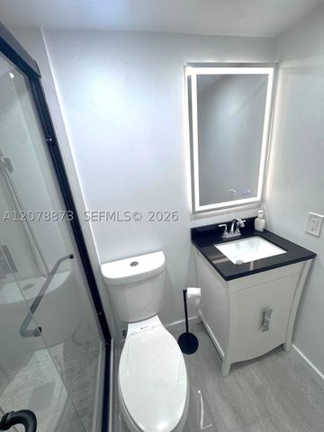 10325 NW 11th St 101, Pembroke Pines, FL 33026