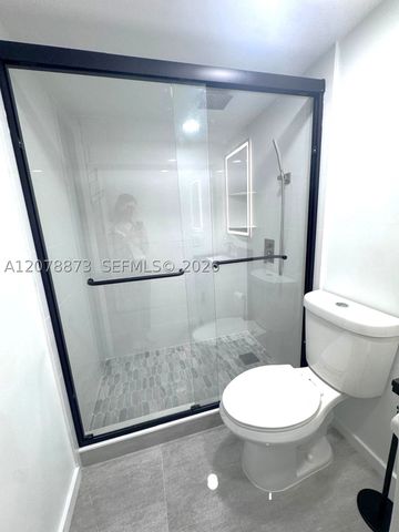 10325 NW 11th St 101, Pembroke Pines, FL 33026