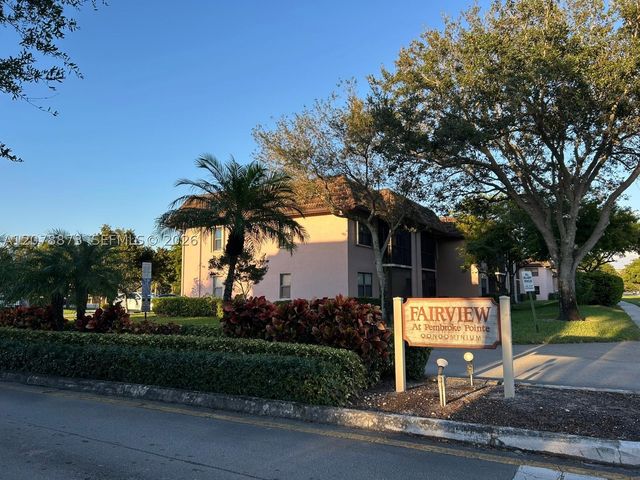 10325 NW 11th St 101, Pembroke Pines, FL 33026