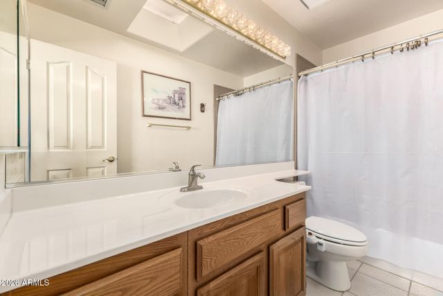 26052 S GLENBURN Drive, Sun Lakes, AZ 85248