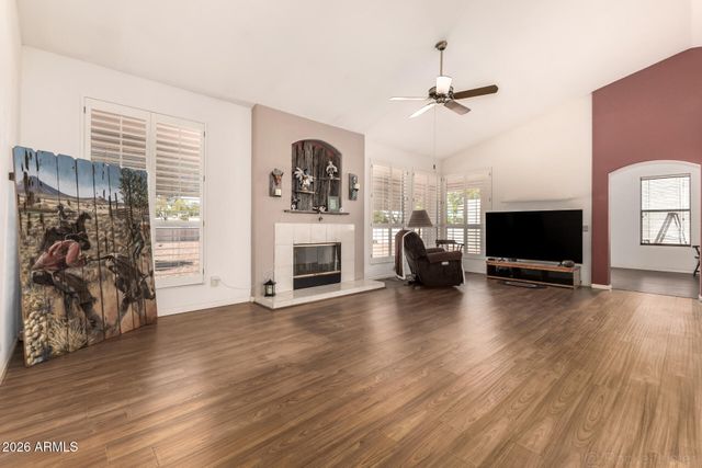 26052 S GLENBURN Drive, Sun Lakes, AZ 85248