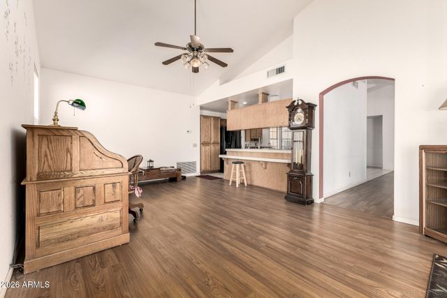 26052 S GLENBURN Drive, Sun Lakes, AZ 85248