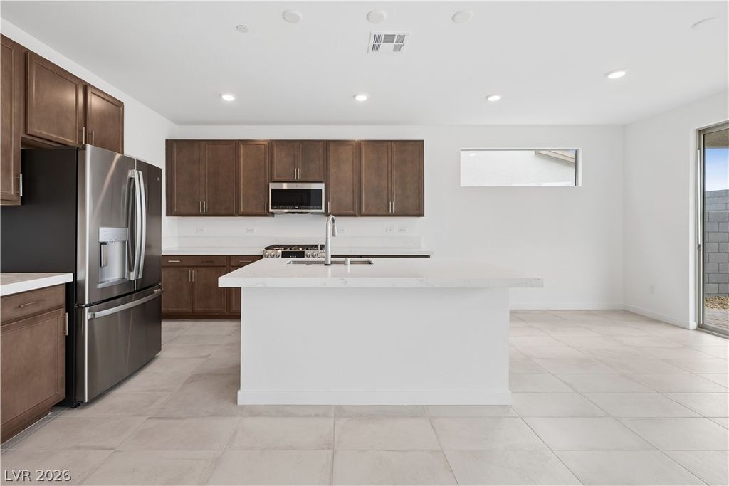 10457 Mountain Aster Avenue, Las Vegas, NV 89166 — photo 4