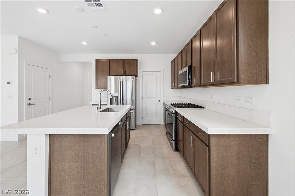 10457 Mountain Aster Avenue, Las Vegas, NV 89166 — photo 5