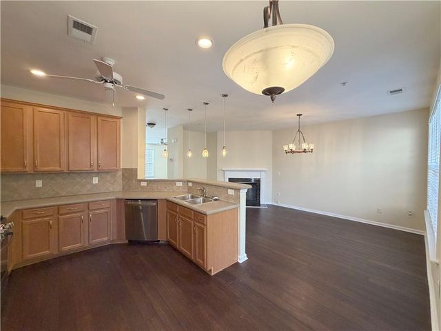 4680 Creekside Villas SE Way, Smyrna, GA 30082