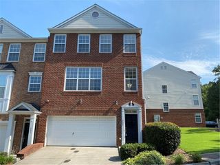 4680 Creekside Villas SE Way, Smyrna, GA 30082