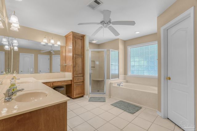 4214 N Cambridge Way, Pace, FL 32571