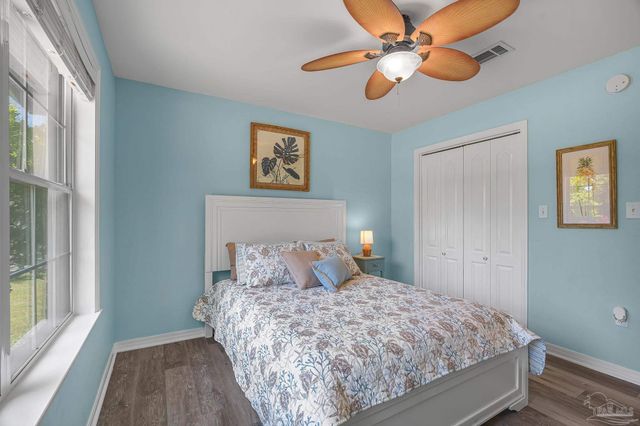 4214 N Cambridge Way, Pace, FL 32571