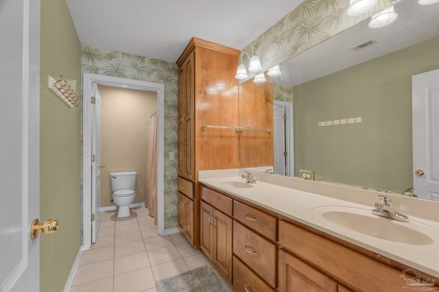 4214 N Cambridge Way, Pace, FL 32571