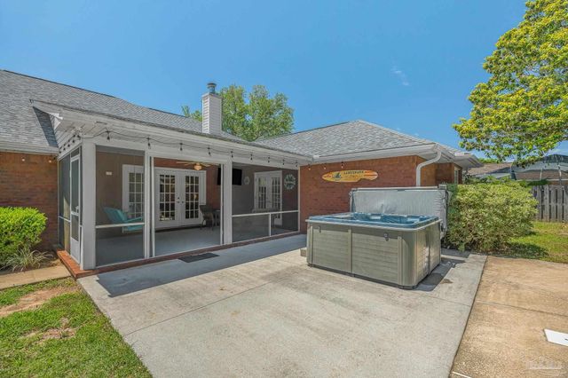 4214 N Cambridge Way, Pace, FL 32571