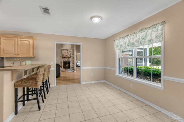 4214 N Cambridge Way, Pace, FL 32571