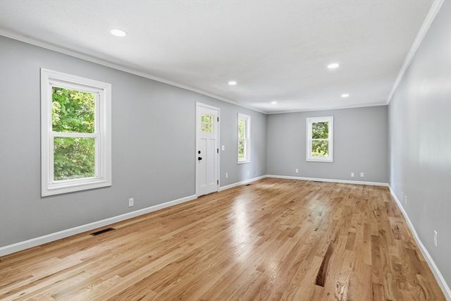 208 N Elm St, Northampton, MA 01060