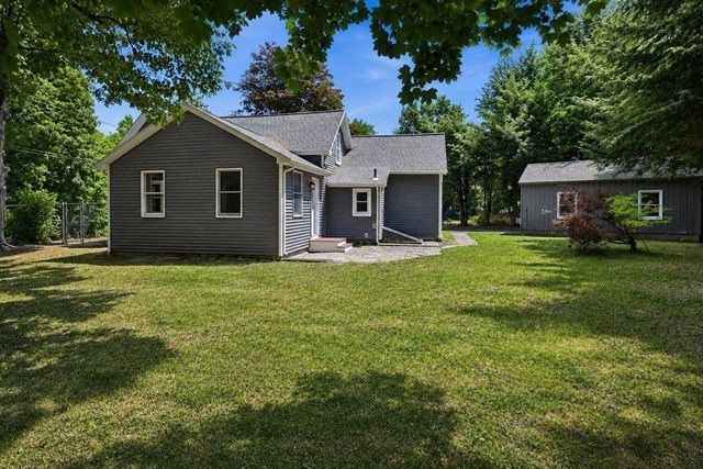 208 N Elm St, Northampton, MA 01060