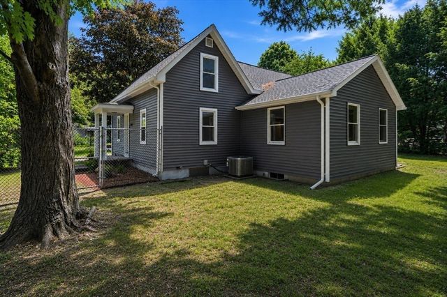 208 N Elm St, Northampton, MA 01060