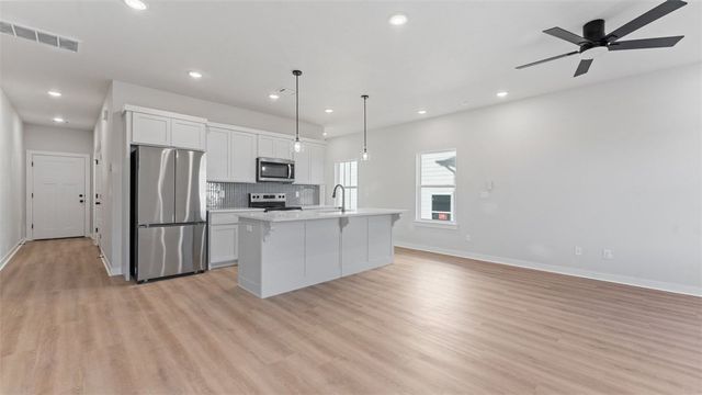 1718 Cuppett Circle, Pea Ridge, AR 72751
