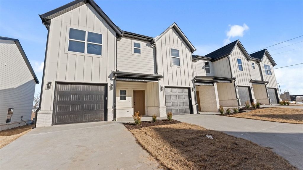 1718 Cuppett Circle, Pea Ridge, AR 72751